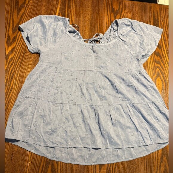 Old Navy Tiered Embroidered Tie-Back Top women’s M blouse Baby Blue boho peasant - Picture 3 of 7